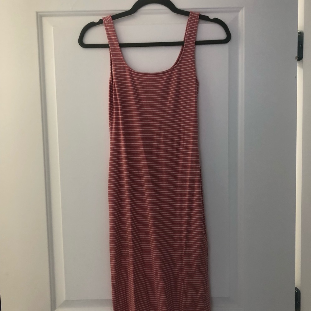 Summer Dress! - Picture 2 of 4